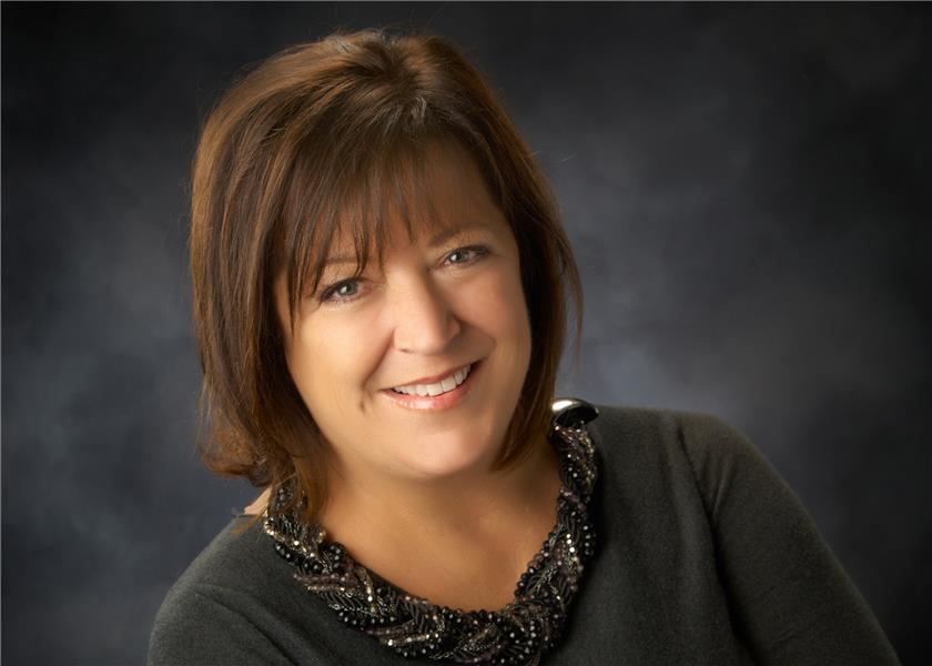 Beth Cochran Russell